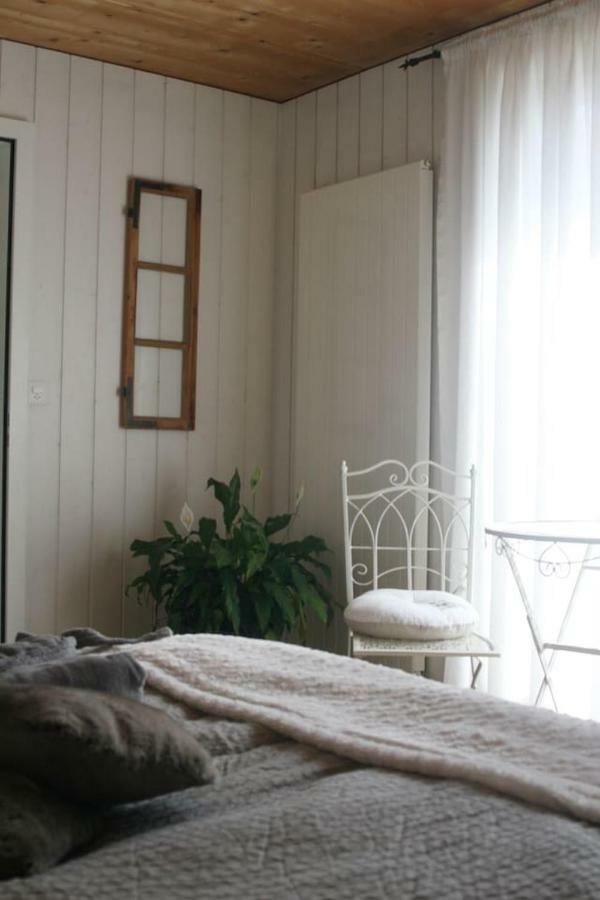 Gartenzimmer Rubigen Εξωτερικό φωτογραφία